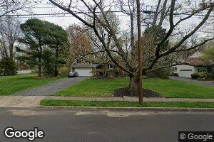 421 Paul Dr, Moorestown, NJ 08057