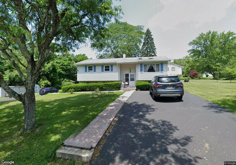 23 Windmill Rd, Poughkeepsie, NY 12601 - photo 1