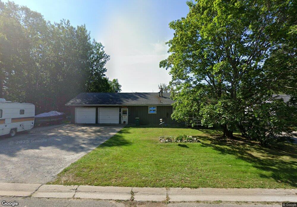 902 SW 5th St, Grand Rapids, MN 55744 - photo 1