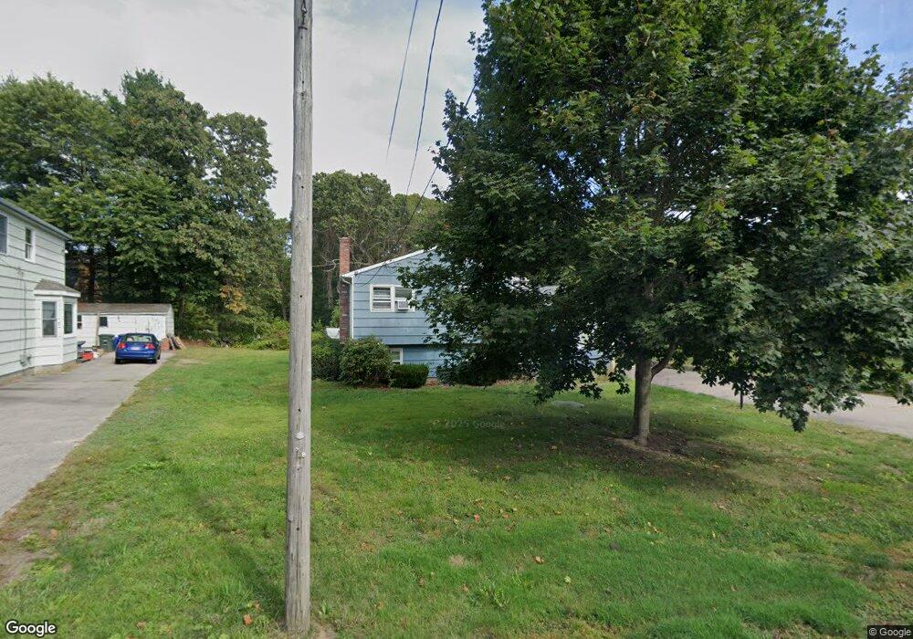 124 Pawcatuck Ave, Pawcatuck, CT 06379 - photo 1