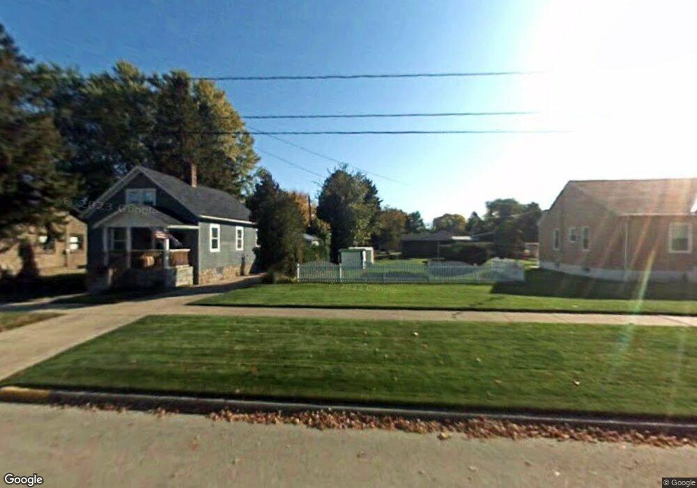 1617 20th Ave, Menominee, MI 49858 - photo 1