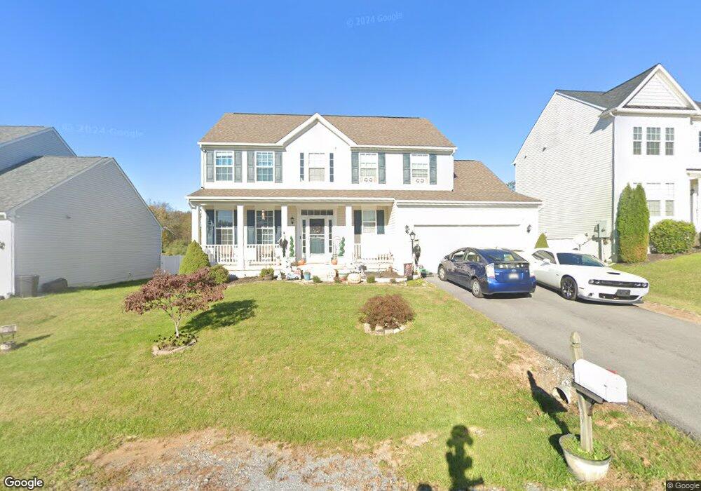 106 Bugatti Ct, Inwood, WV 25428 - photo 1