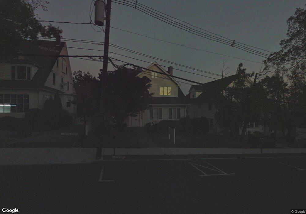 21 Benedict Place, Greenwich, CT 06830 - photo 1