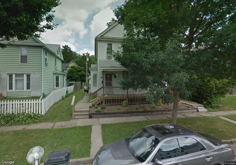 1510 W 8th St, Davenport, IA 52802 - photo 1