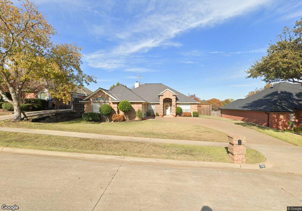 732 Evergreen Dr, Hurst, TX 76054 - photo 1