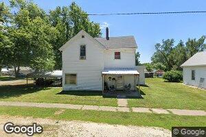 282 Tremont St, Barry, IL 62312
