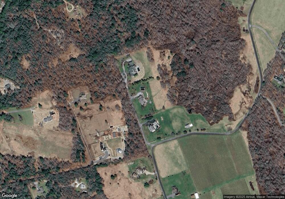 24 Pardon Hill Rd, South Dartmouth, MA 02748 - photo 1