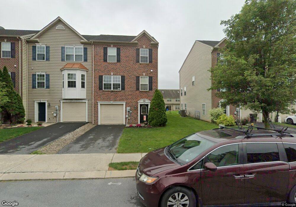 231 Whitley Dr, Chambersburg, PA 17201 - photo 1