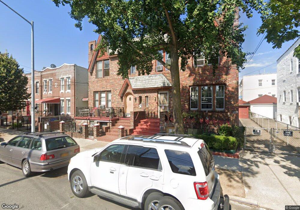 28-10 46th St, Astoria, NY 11103 - photo 1