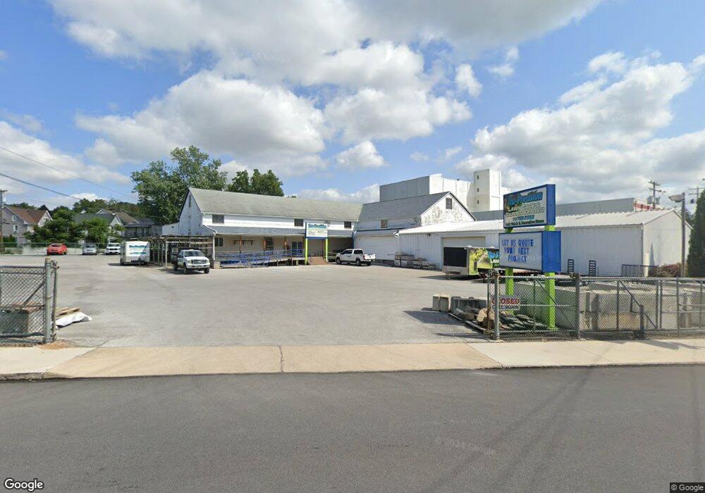 201 W 3rd St, Waynesboro, PA 17268 - photo 1