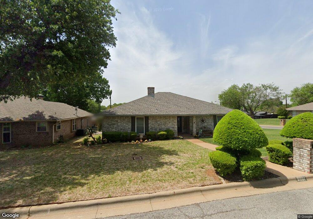 2801 Venture Cir, Denison, TX 75020 - photo 1