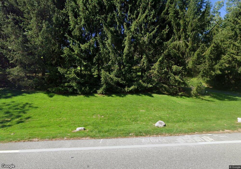 981 Stoneleigh Ave, Carmel, NY 10512 - photo 1