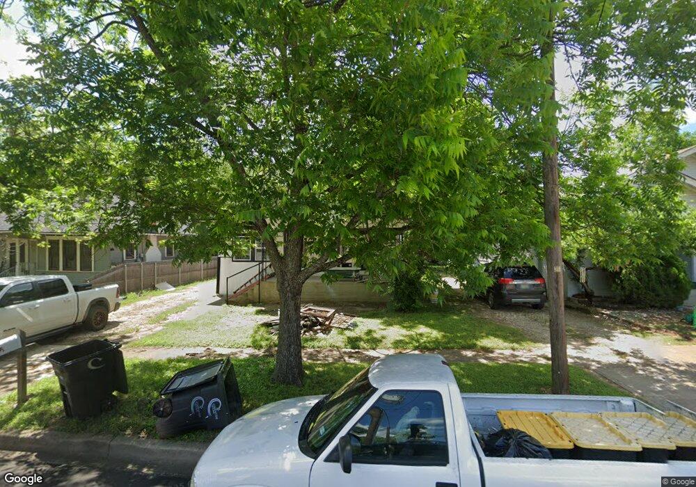 615 W Chambers St, Cleburne, TX 76033 - photo 1