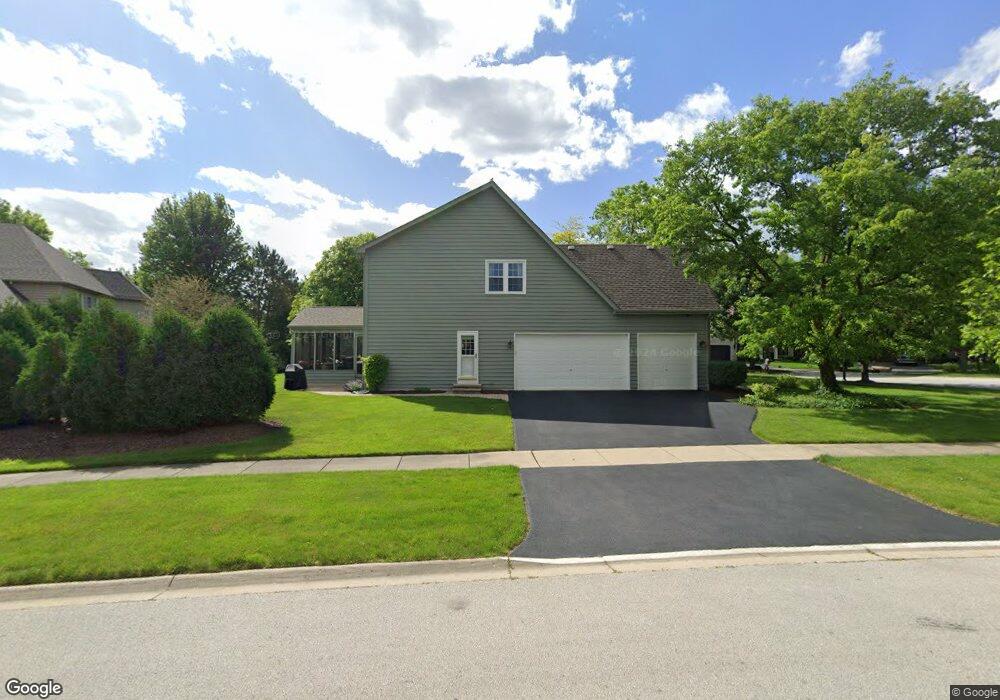 2111 Clear Brook Ct, Naperville, IL 60564 - photo 1