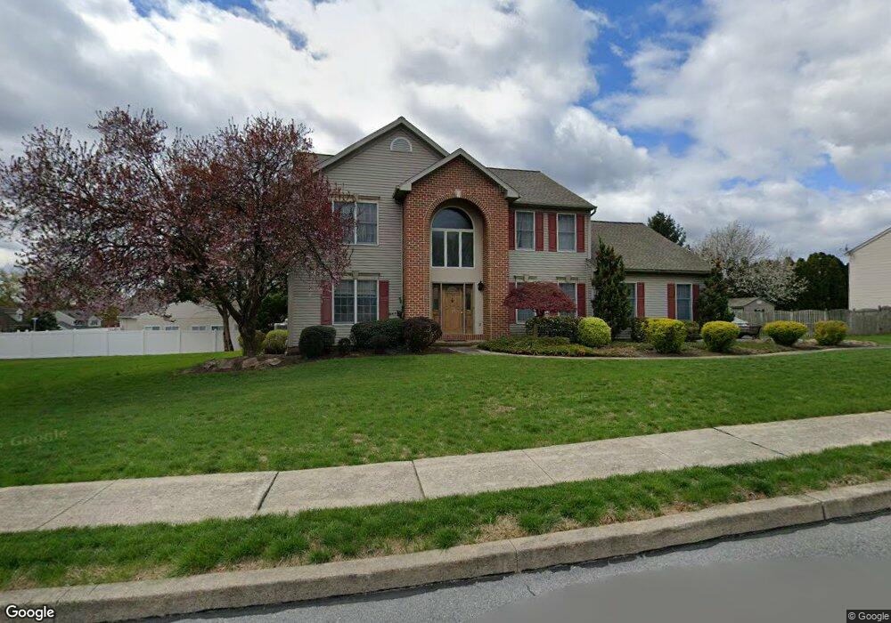 1025 Boeshore Cir, Reading, PA 19605 - photo 1