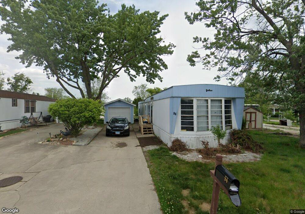 94 Robin Rd, Beecher, IL 60401 - photo 1