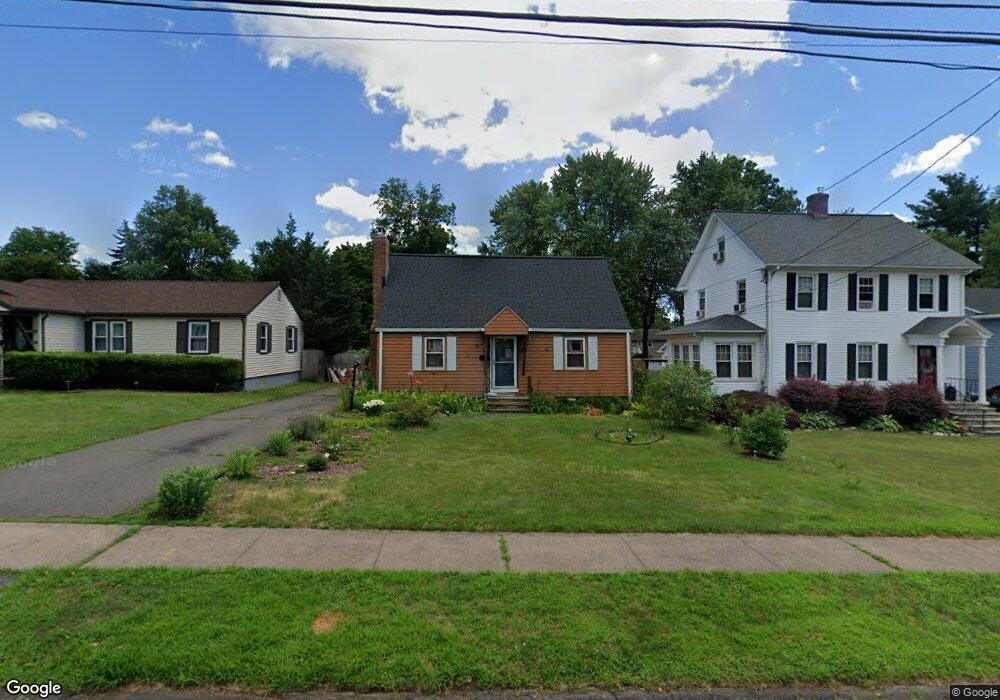 32 Dix Rd, Wethersfield, CT 06109 - photo 1