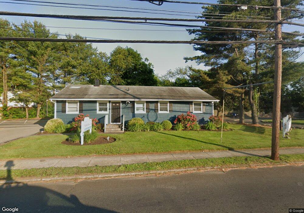 302 Merwin Ave, Milford, CT 06460 - photo 1