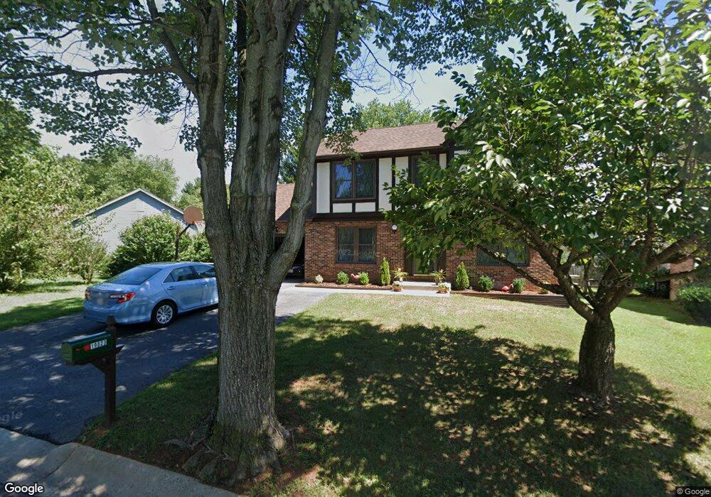 19023 Mcfarlin Dr, Germantown, MD 20874 - photo 1