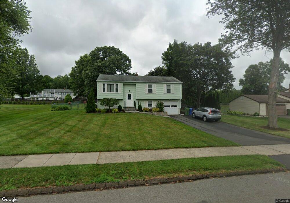 6 Partridge Run, Wallingford, CT 06492 - photo 1