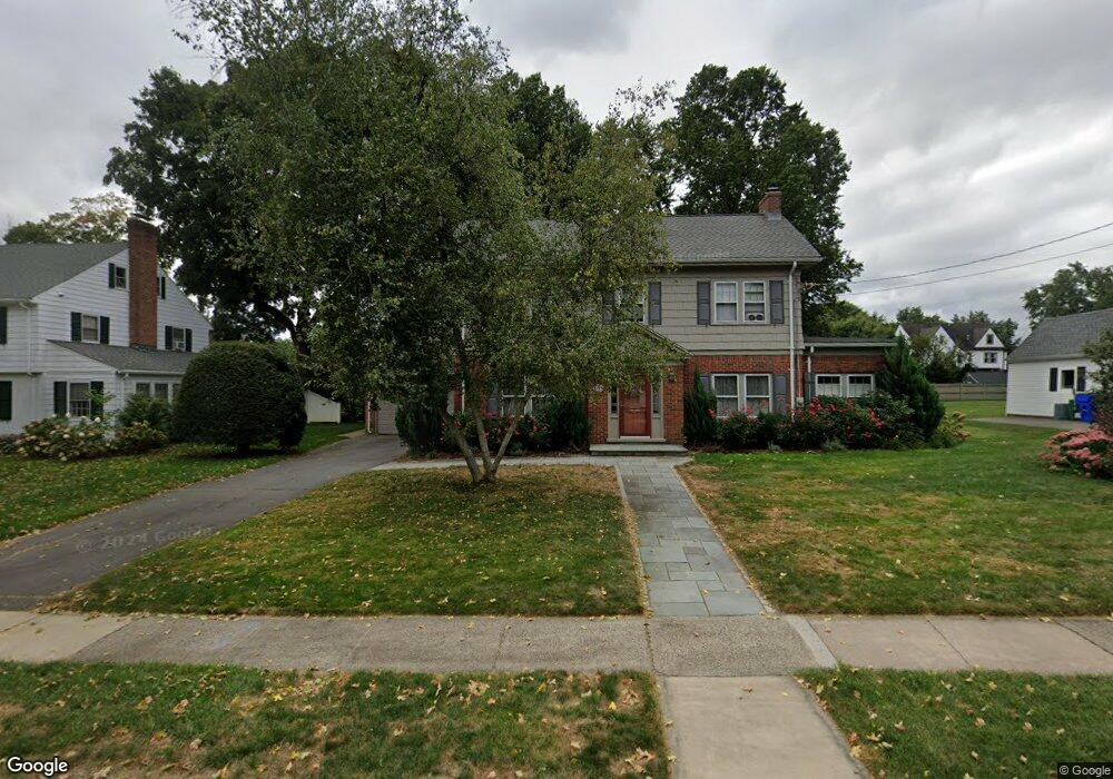 73 Rumford St, West Hartford, CT 06107 - photo 1