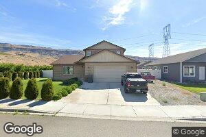 1413 Denny Place, Rock Island, WA 98850