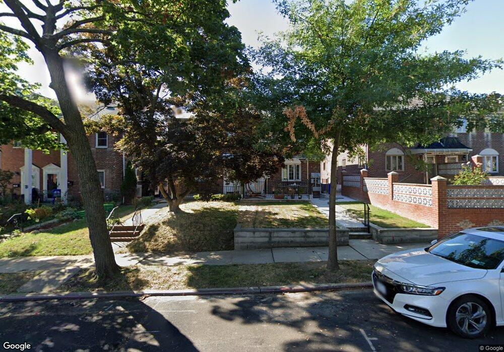 17514 73rd Ave, Fresh Meadows, NY 11366 - photo 1