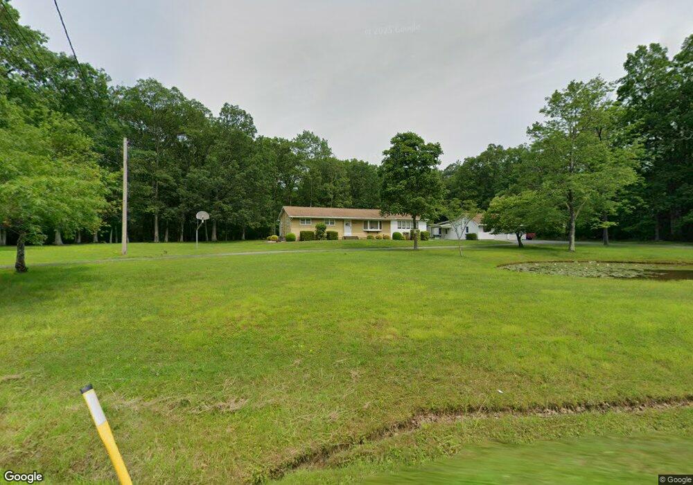 2496 E Millheim Rd, Bath, PA 18014 - photo 1