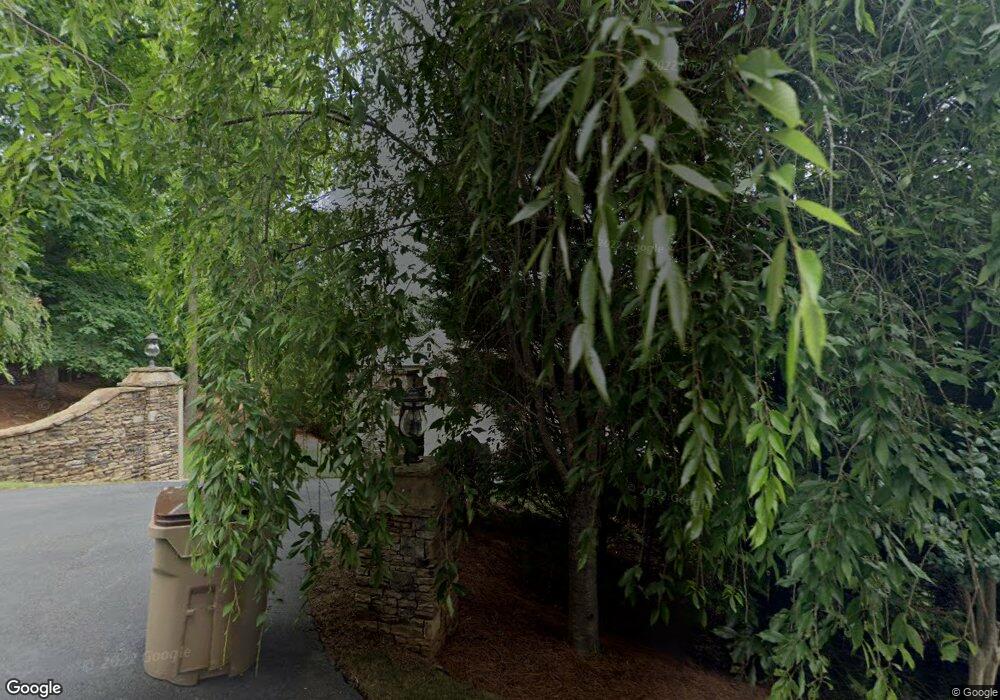 5252 Laurel Cir, Gainesville, GA 30506 - photo 1