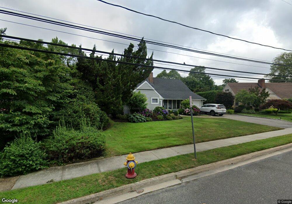 11 Arbor Ln, Merrick, NY 11566 - photo 1