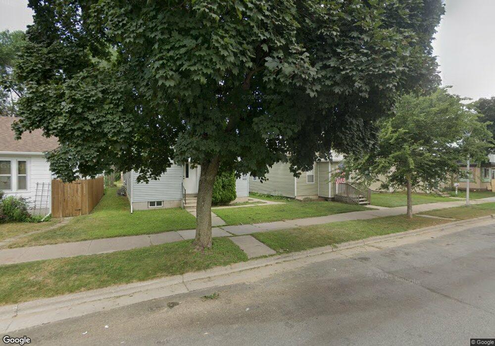 907 6th St S, La Crosse, WI 54601 - photo 1