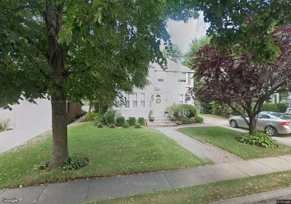 193 Bromleigh Rd, Garden City, NY 11530 - photo 1