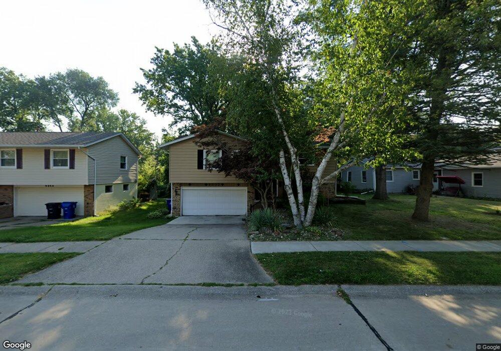 2502 2nd St, Moline, IL 61265 - photo 1
