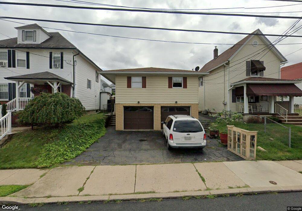1439 Dorothy St, Scranton, PA 18504 - photo 1