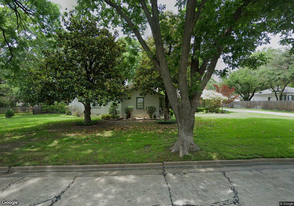 615 R St SW, Ardmore, OK 73401 - photo 1