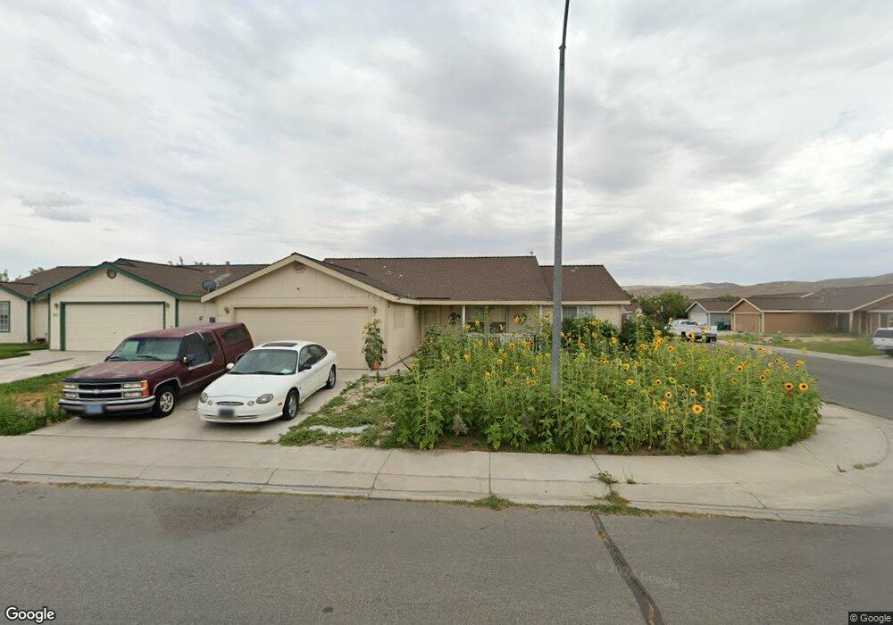 513 Chuck Wagon Ln unit 1, Fernley, NV 89408 - photo 1