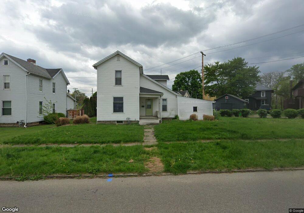 811 Denman Ave, Coshocton, OH 43812 - photo 1