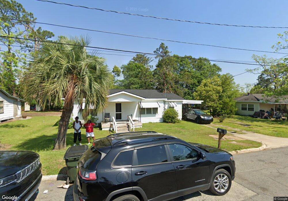 710 Daughtry Ave S, Douglas, GA 31533 - photo 1