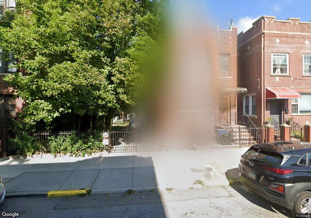 2560 41st St, Astoria, NY 11103 - photo 1