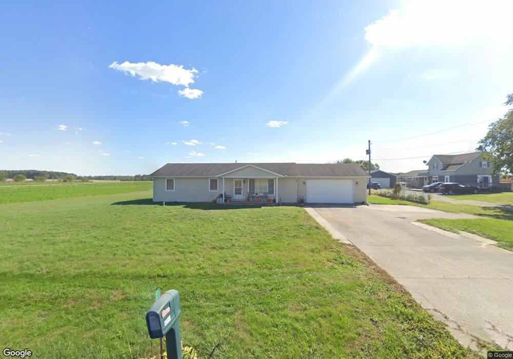 2670 E Hanthorn Rd, Lima, OH 45804 - photo 1