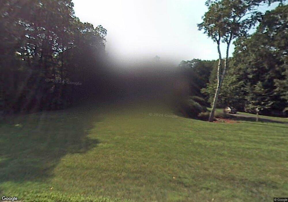 8 White Plains Ave, Londonderry, NH 03053 - photo 1