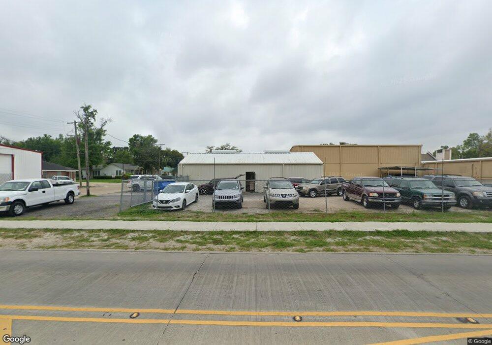 717 Gulf St, Lake Charles, LA 70601 - photo 1