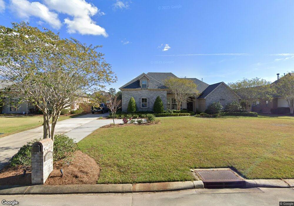 562 Clayton Ct, Slidell, LA 70461 - photo 1