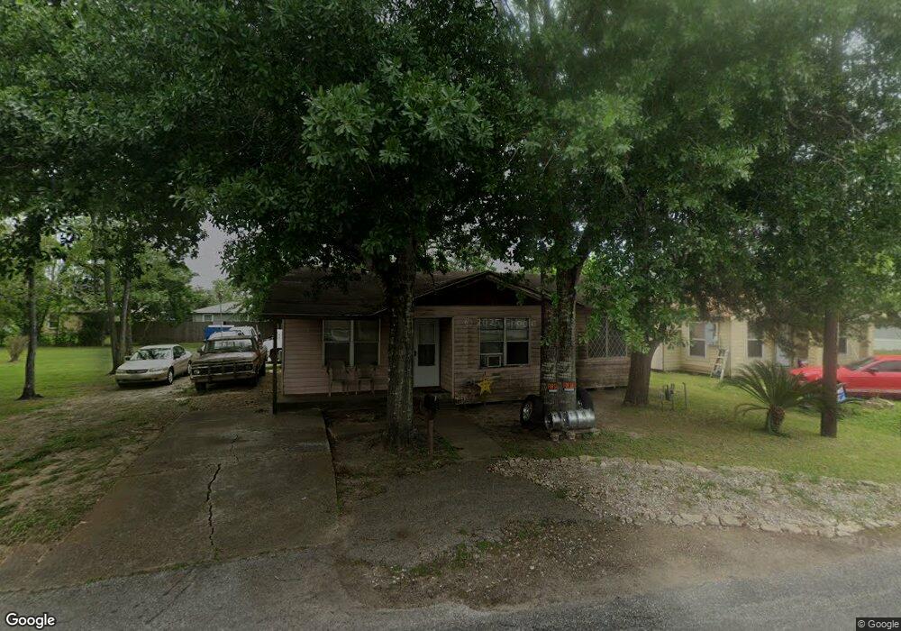 3301 Nolan Ave, Bay City, TX 77414 - photo 1