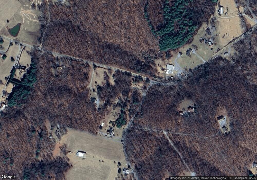 11140 Garrison Hollow Rd, Clear Spring, MD 21722 - photo 1