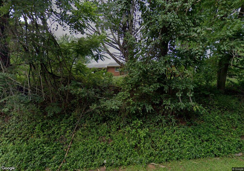 3356 Keswick Rd, Keswick, VA 22947 - photo 1