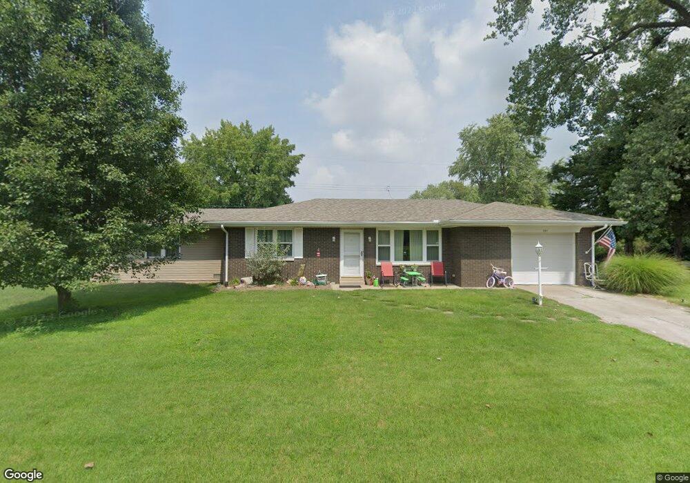 501 E Perry St, Maryville, IL 62062 - photo 1