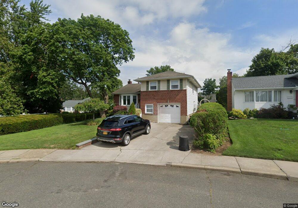 2 Stevens Ct, Franklin Square, NY 11010 - photo 1