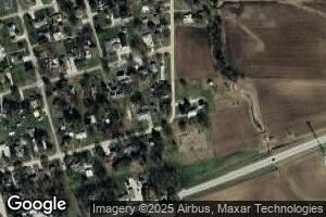 512 Maine St, Windsor, IL 61957