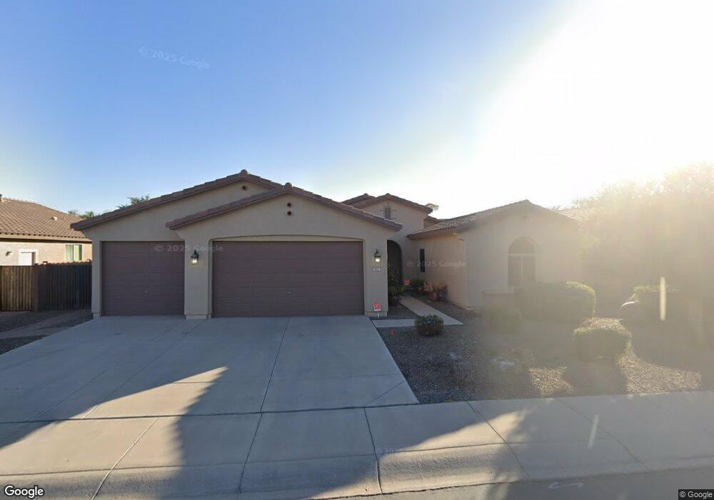 527 W Lyle Ave, San Tan Valley, AZ 85140 - photo 1